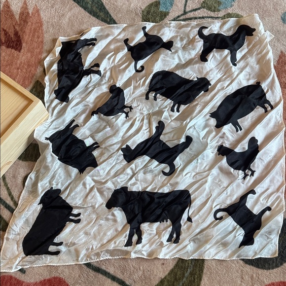 Sarah’s Silks Wooden Silk Pull Box Slide Lid Farm Cow Silk - Picture 4 of 9